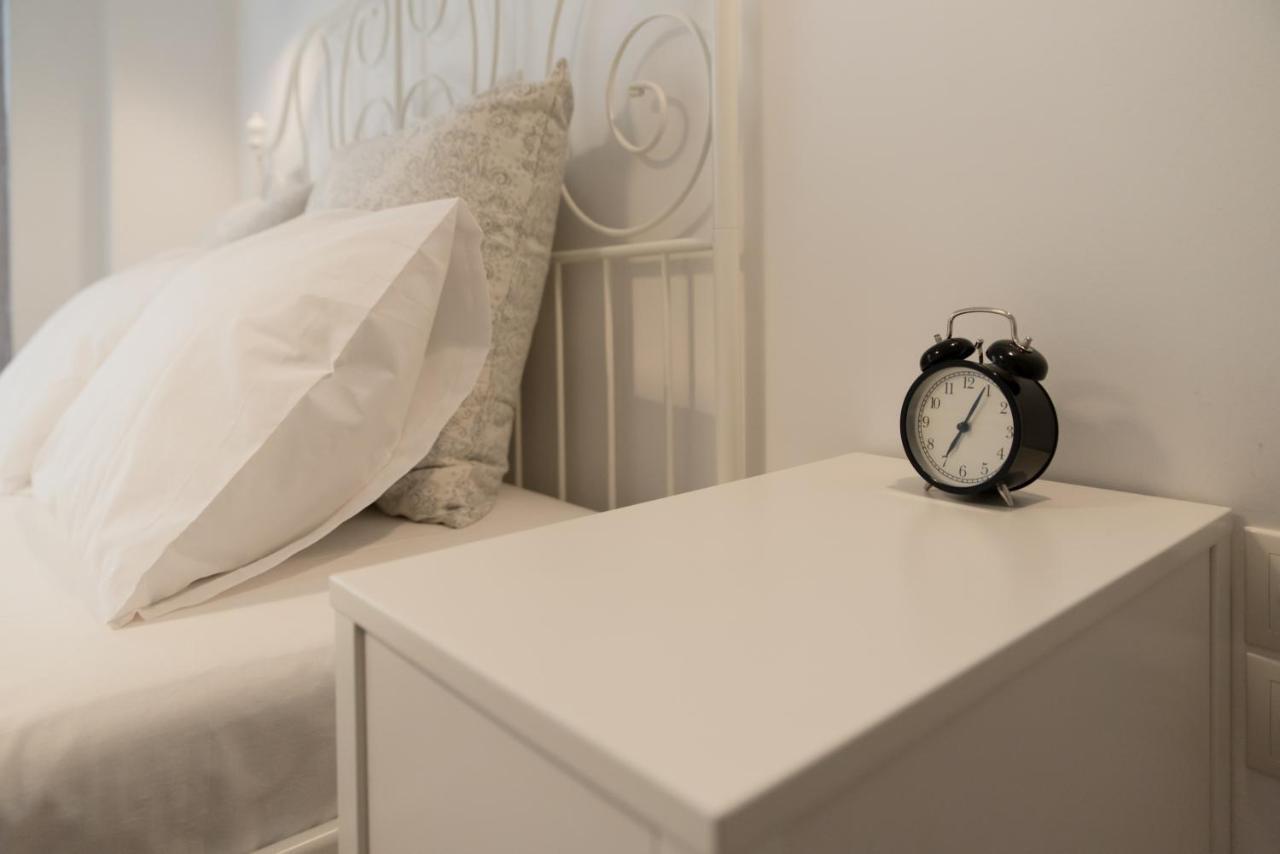 Amazing Apartment 2 Min To Acropolis アテネ エクステリア 写真